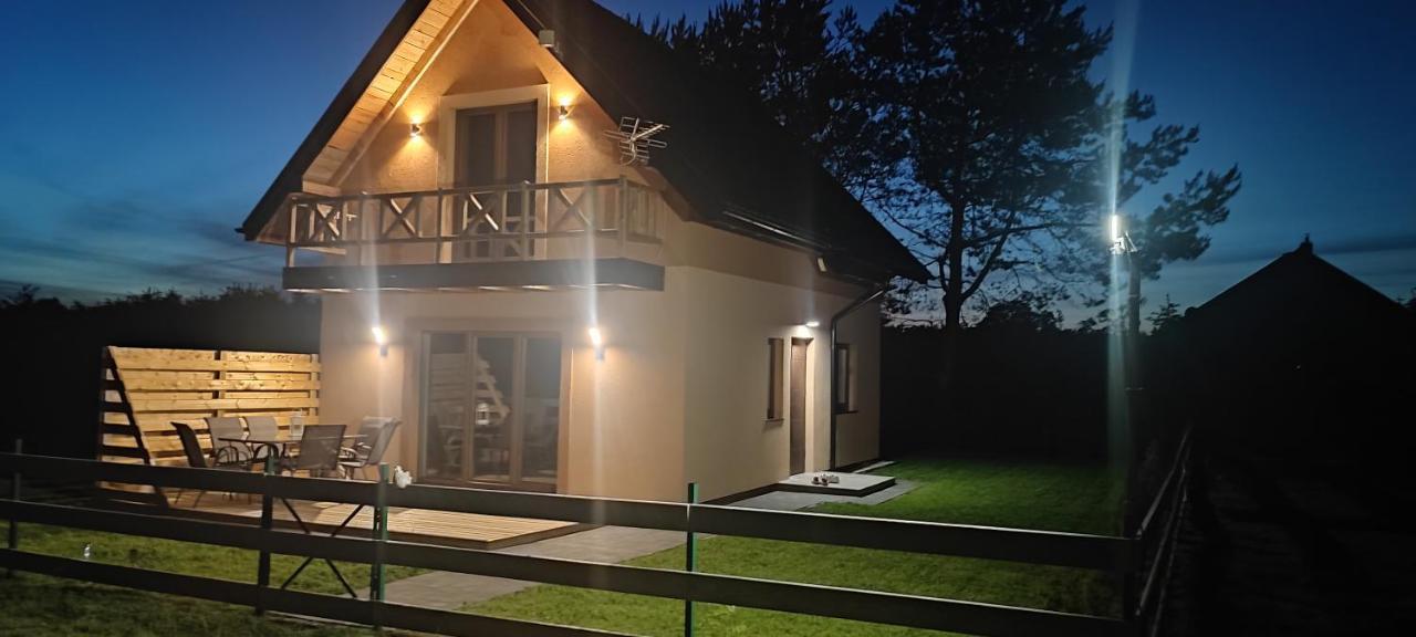 Zakatek Ciszy. Villa Sluchowo Екстериор снимка