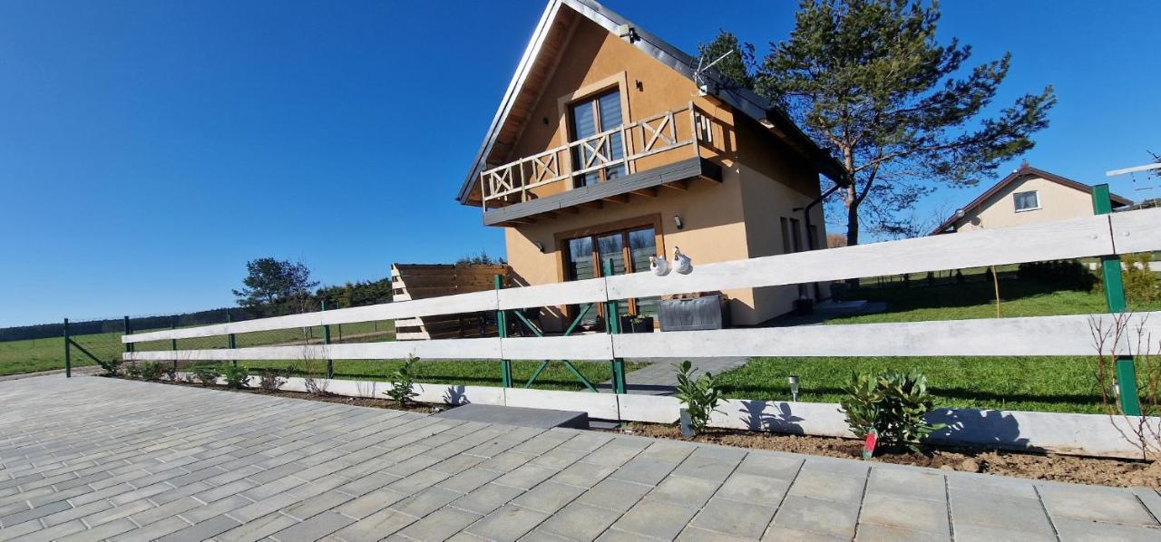 Zakatek Ciszy. Villa Sluchowo Екстериор снимка
